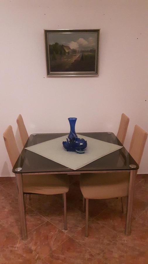Apartmani Jureta 오크루그고른지 외부 사진