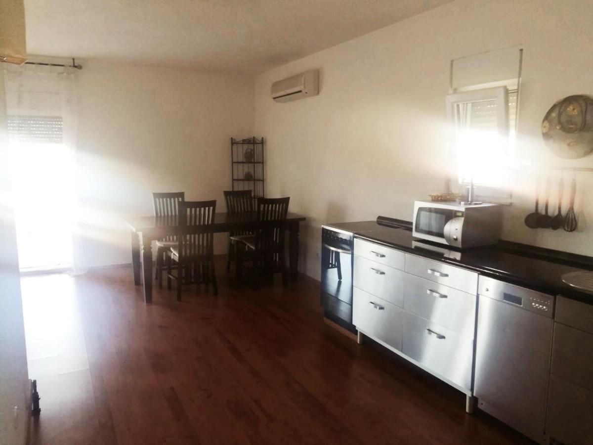 Apartmani Jureta 오크루그고른지 외부 사진