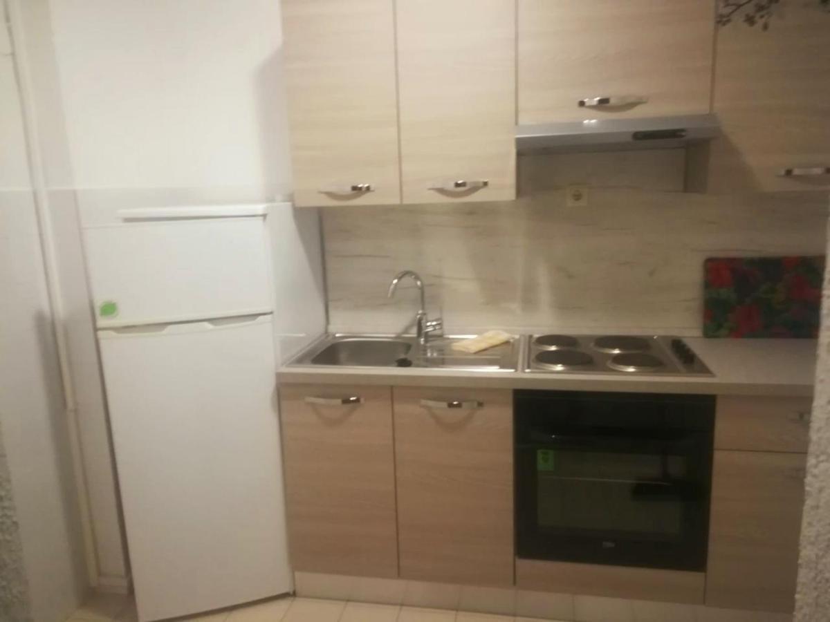 Apartmani Jureta 오크루그고른지 외부 사진