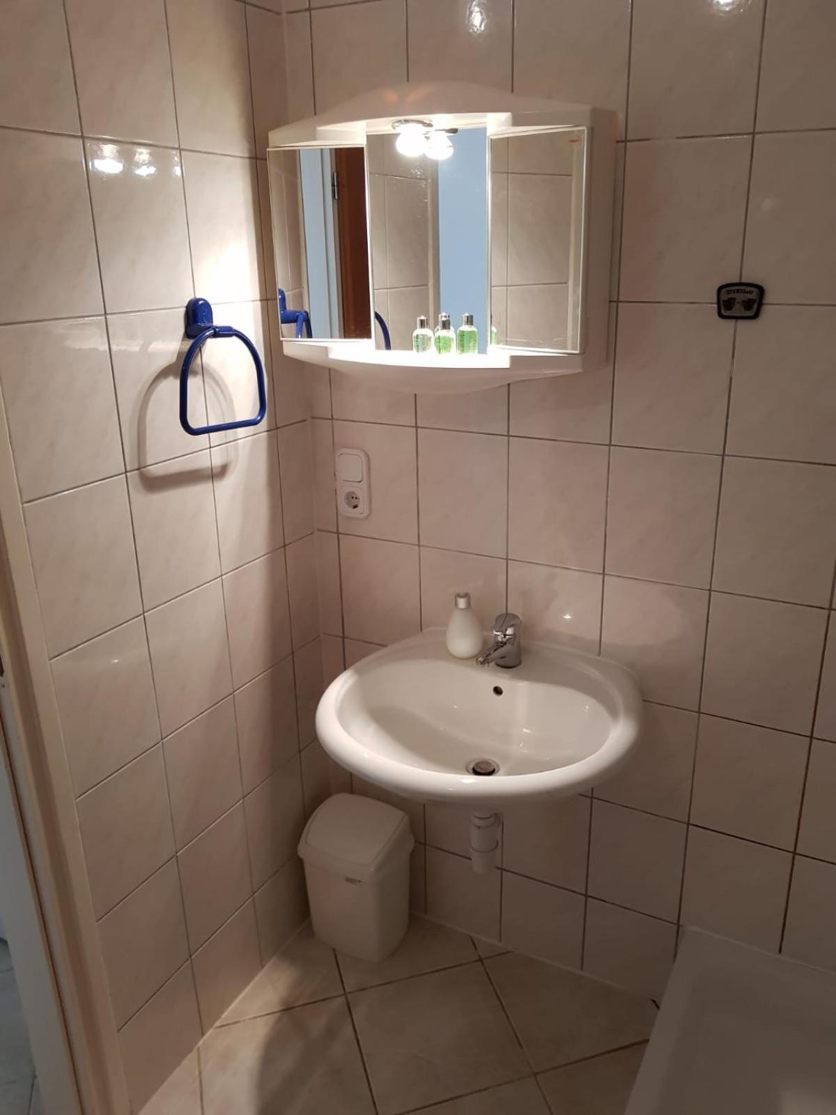 Apartmani Jureta 오크루그고른지 외부 사진