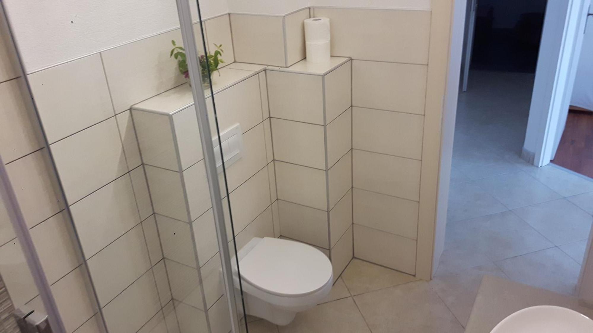 Apartmani Jureta 오크루그고른지 외부 사진